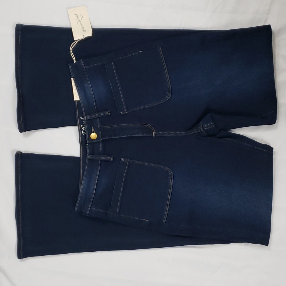 Universal Thread High rise high waist flair dark wash stretchy jeans .
